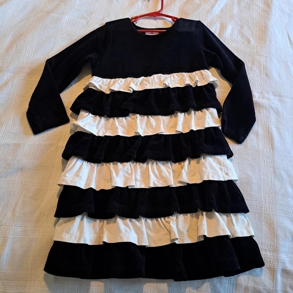 Hanna Andersson girls size 120 or 6-7 black velour white jersey ruffled dress